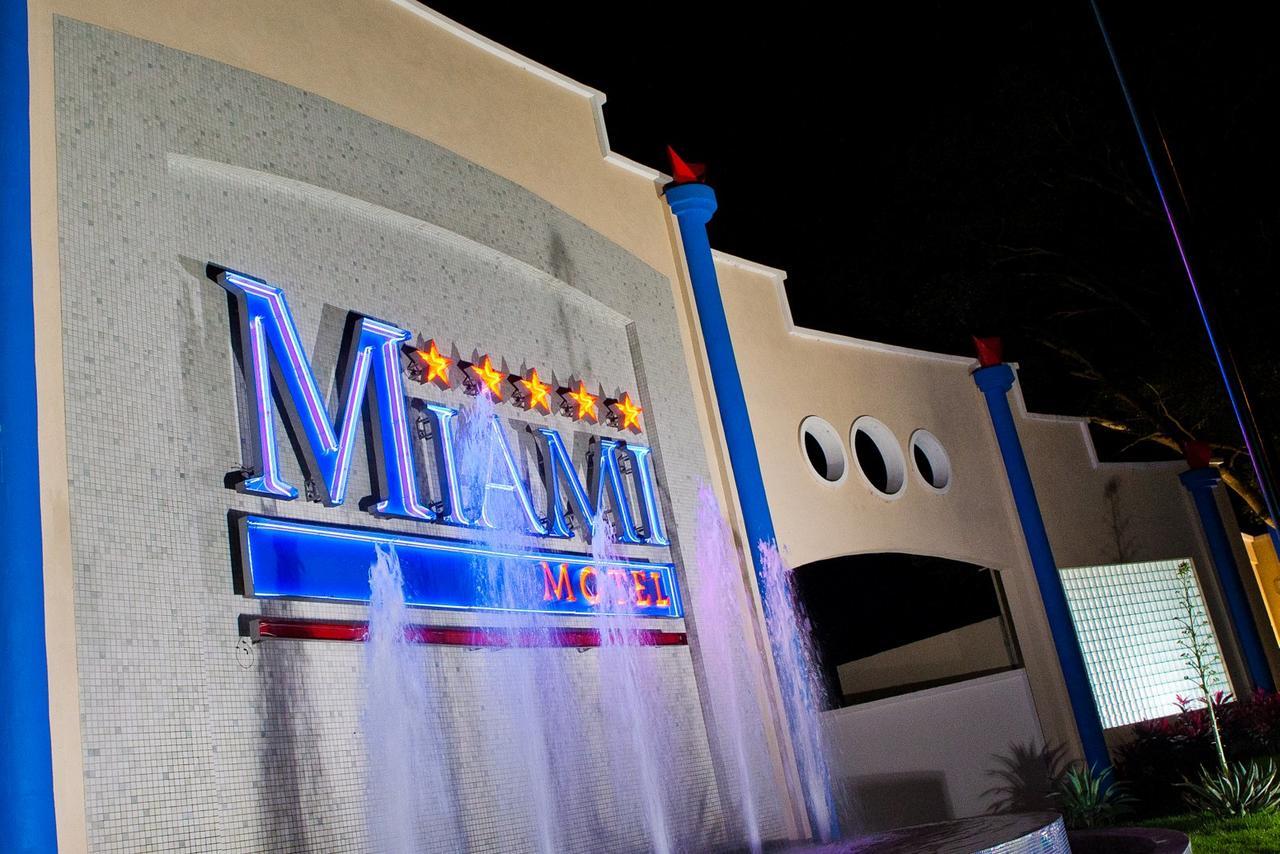 Miami Motel (Adults Only) Pindamonhangaba Kültér fotó